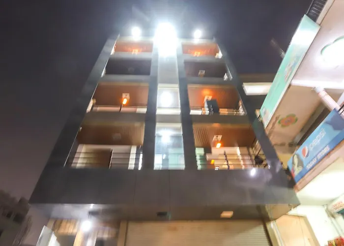 Hotel O Royal Residenc